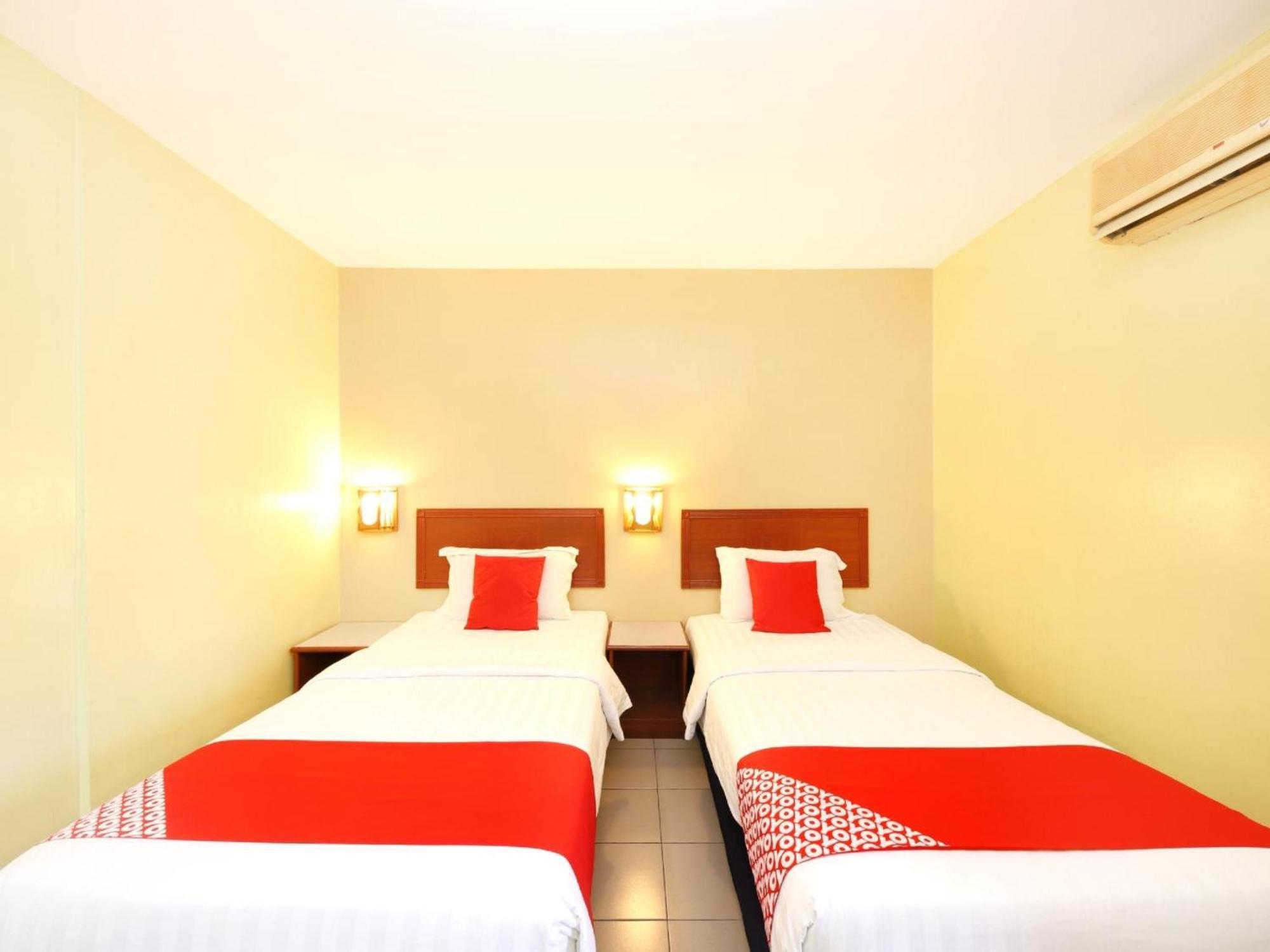 Super Oyo 447 Comfort Hotel Meru クラン エクステリア 写真