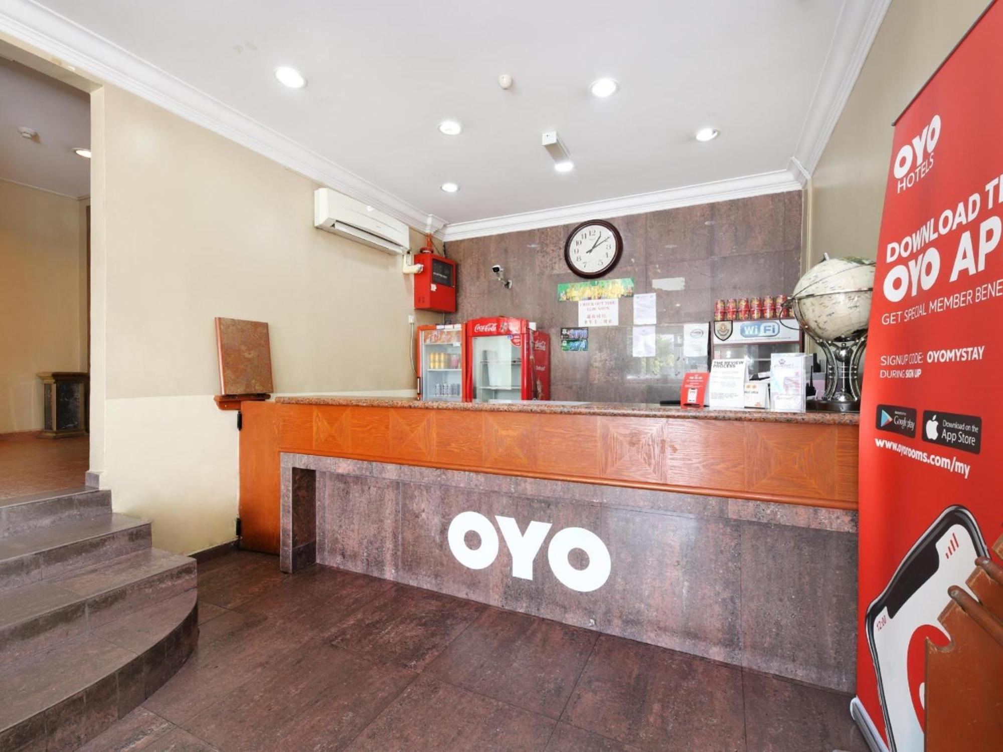 Super Oyo 447 Comfort Hotel Meru クラン エクステリア 写真